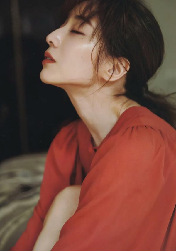 田中みな実 田中美奈实  田中みな実1st写真集 Sincerely yours... 绝美私房写真，极致性感美腿与优雅气质的完美结合第93张图片