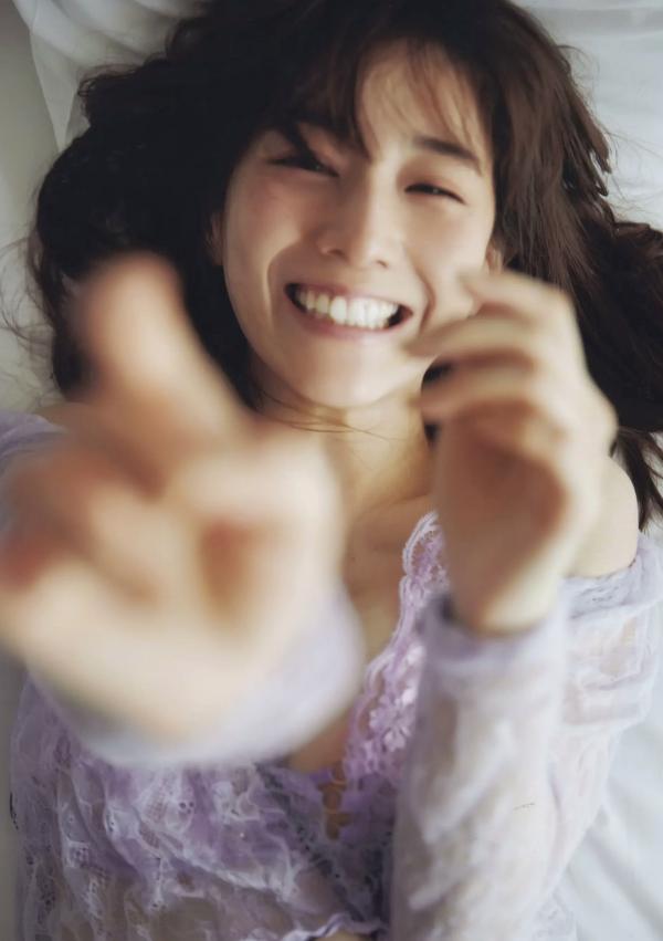 田中みな実 田中美奈实  田中みな実1st写真集 Sincerely yours... 绝美私房写真，极致性感美腿与优雅气质的完美结合第120张图片