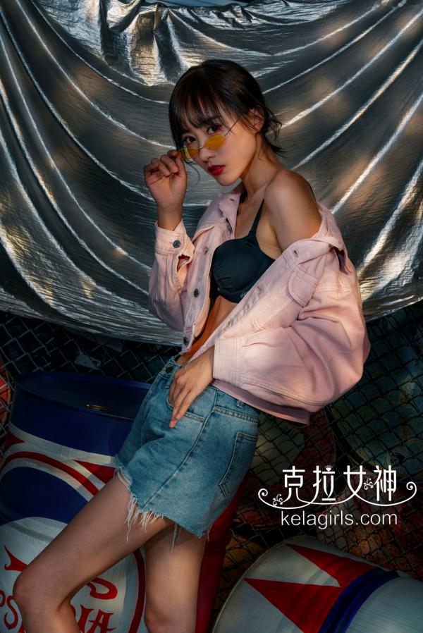 筱穎兒 颖儿  KelaGirls克拉女神-2020.11.13-颖儿-《放纵不羁》酷潮街拍写真：工业风背景下的肆意与性感第4张图片