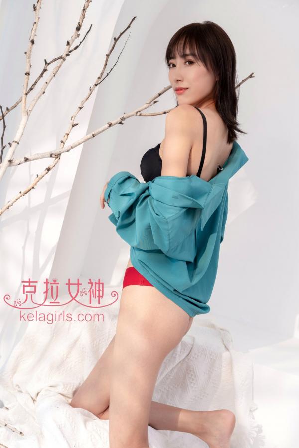 筱穎兒 颖儿  KelaGirls克拉女神颖儿：秋意春心，个性破洞牛仔混搭性感私房诱惑，演绎骨感女神的魅力第20张图片