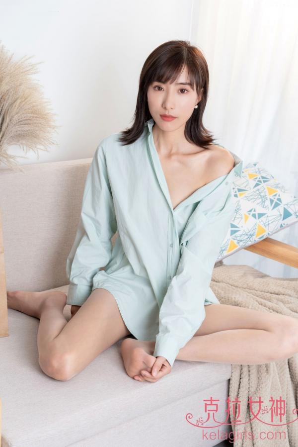 筱穎兒 颖儿  KelaGirls克拉女神-颖儿-《丝丝透映》私房写真，居家清新男友风衬衫与美腿唯美摄影第15张图片