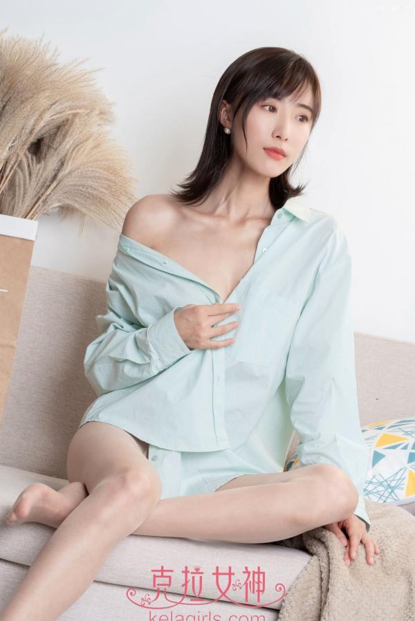 筱穎兒 颖儿  KelaGirls克拉女神-颖儿-《丝丝透映》私房写真，居家清新男友风衬衫与美腿唯美摄影第20张图片