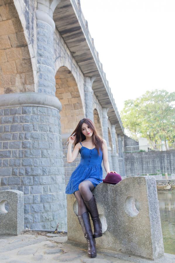 張齊郡 张齐郡  超跑女神大眼正妹张齐郡JULIE踏青外拍第149张图片