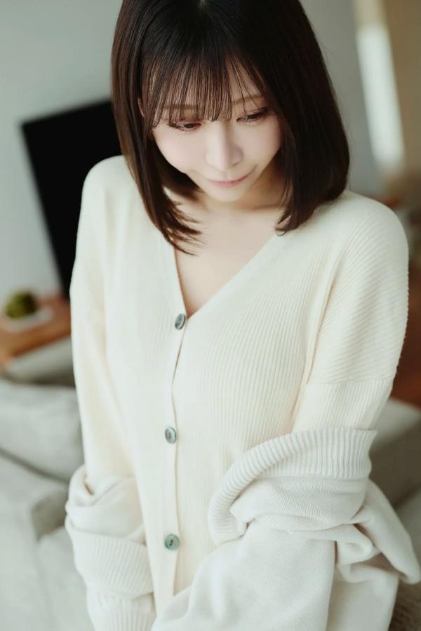 小日向愛 小日向結衣 小日向結衣 - 手ブラの向こう側：日本女神家居私房大尺度性感内衣写真第5张图片