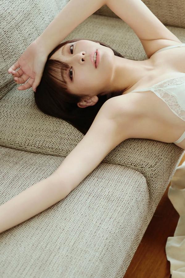 小日向愛 小日向結衣 小日向結衣 - 手ブラの向こう側：日本女神家居私房大尺度性感内衣写真第15张图片