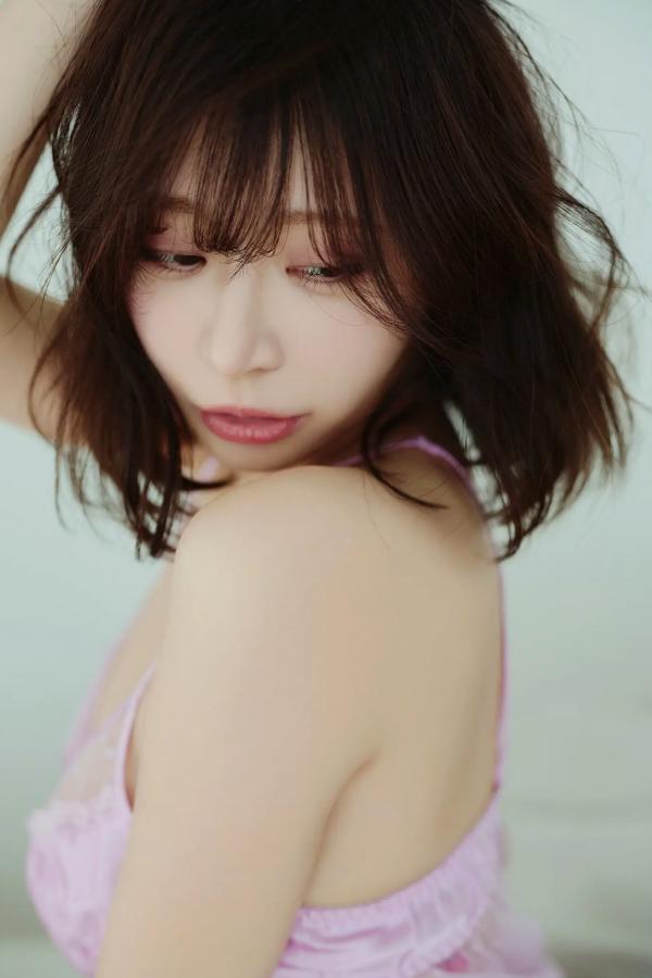 小日向愛 小日向結衣 小日向結衣 - 手ブラの向こう側：日本女神家居私房大尺度性感内衣写真第43张图片