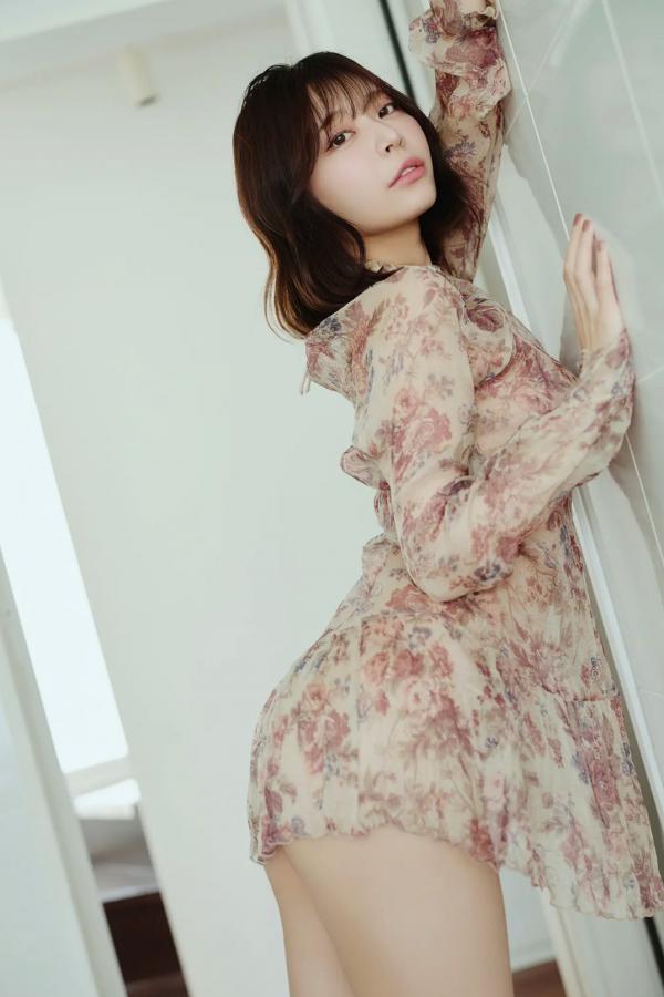 小日向愛 小日向結衣 小日向結衣 - 手ブラの向こう側：日本女神家居私房大尺度性感内衣写真第66张图片