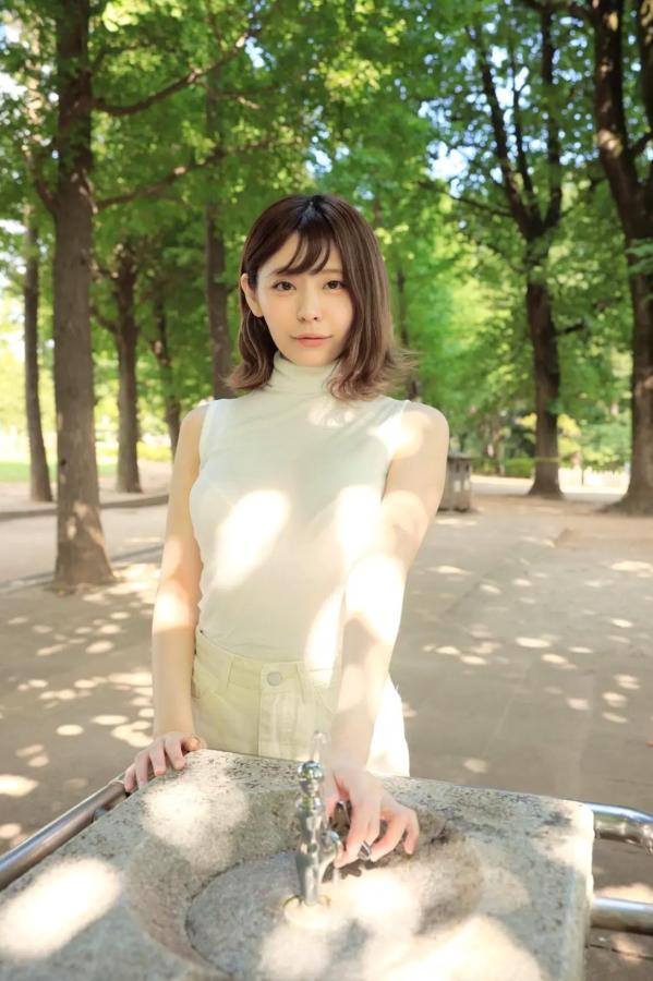 小日向愛 小日向結衣 小日向結衣 - holiday 浴室泳装与卧室性感内衣私房写真第27张图片