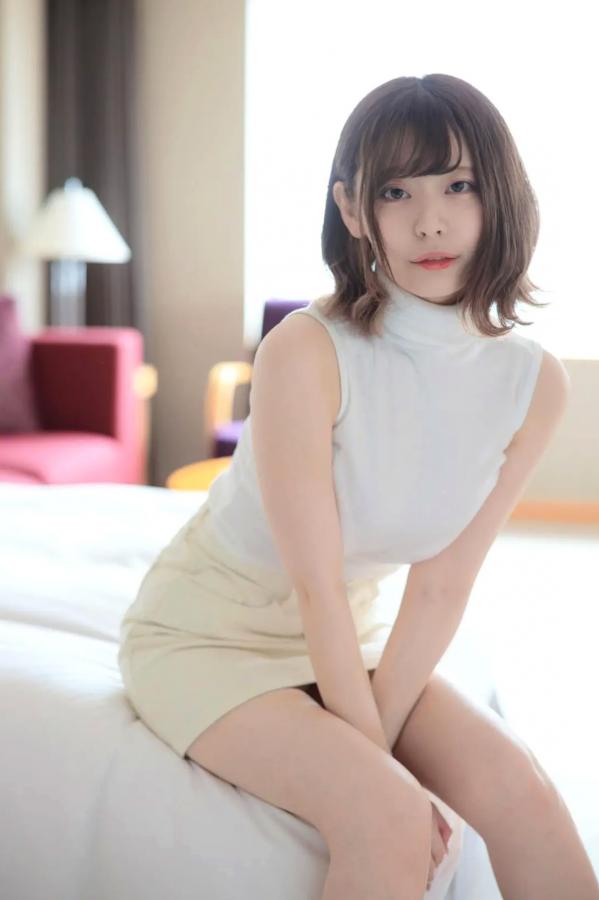 小日向愛 小日向結衣 小日向結衣 - holiday 浴室泳装与卧室性感内衣私房写真第37张图片