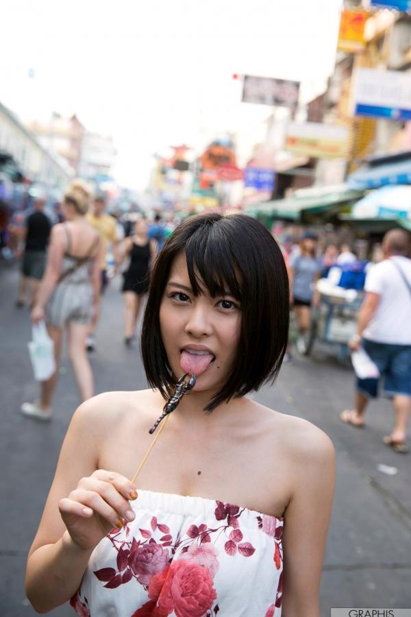 松岡ちな 松冈千菜  Graphis_松岡ちな『Gifted』高颜值女神泰国旅拍，绝美丝滑睡袍与性感诱惑内衣私房套图[30P]第5张图片