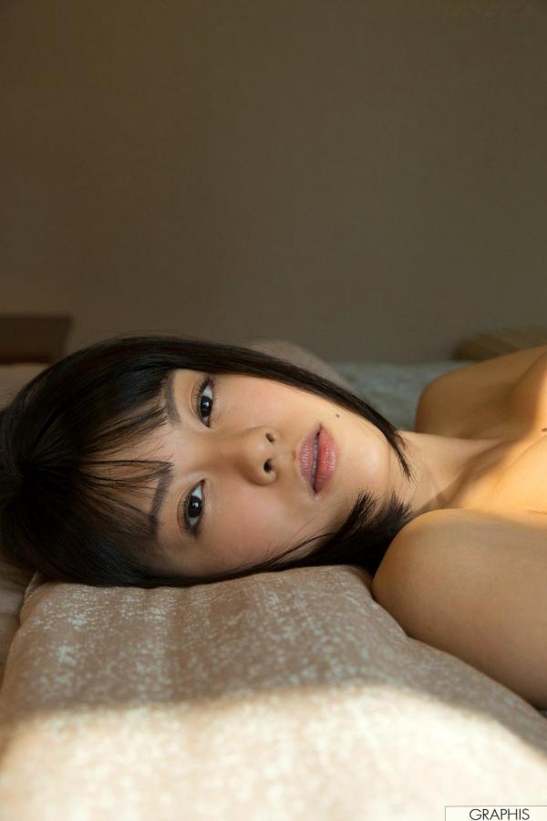 松岡ちな 松冈千菜  Graphis_松岡ちな『Gifted』高颜值女神泰国旅拍，绝美丝滑睡袍与性感诱惑内衣私房套图[30P]第27张图片