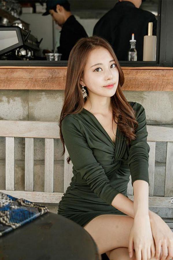 김민영 金敏英  金敏英- 街拍气质女装养眼写真第107张图片