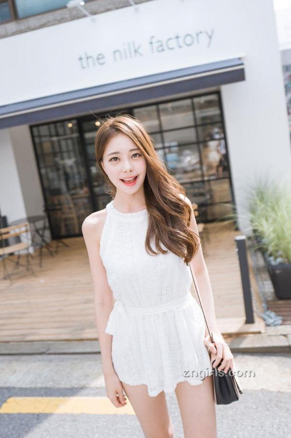 김민영 金敏英  金敏英- 街拍气质女装养眼写真第139张图片