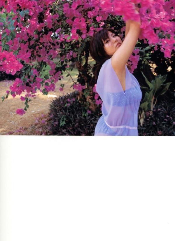 花井美里 花井美理  PB写真集_花井美里《CHIKU-BILL》户外性感比基尼私房写真大片 [84P]第24张图片