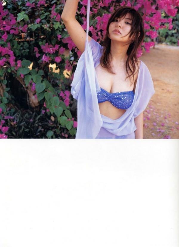 花井美里 花井美理  PB写真集_花井美里《CHIKU-BILL》户外性感比基尼私房写真大片 [84P]第25张图片