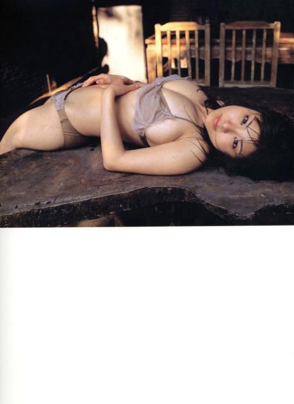花井美里 花井美理  PB写真集_花井美里《CHIKU-BILL》户外性感比基尼私房写真大片 [84P]第71张图片