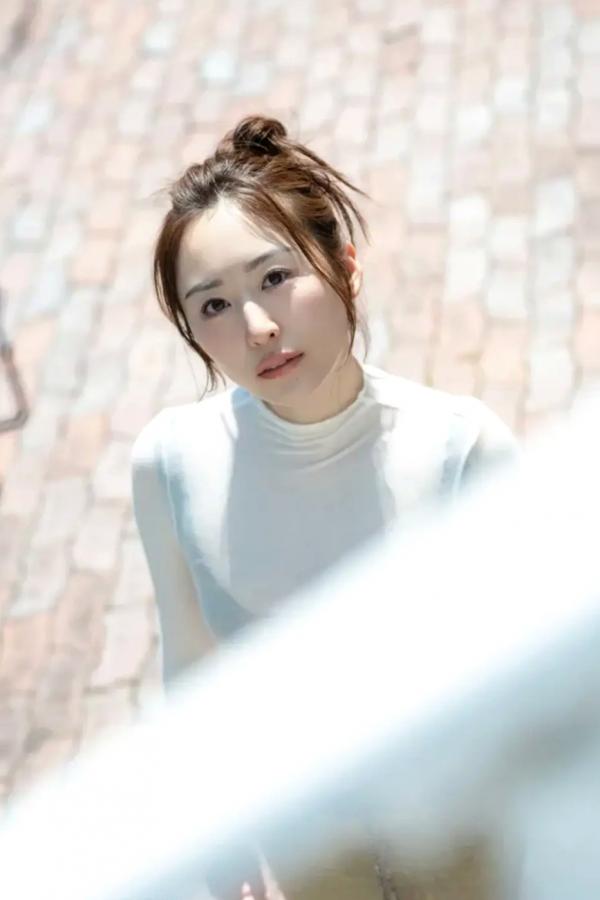 三輪晴香 三轮晴香  三轮晴香 - 梦之床照 日系家居性感内衣私房写真 [60P]第2张图片