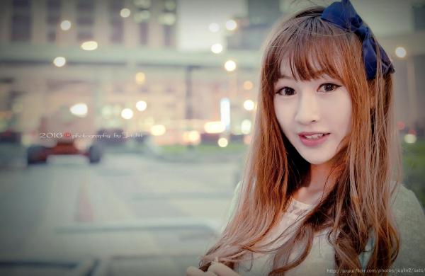 Magic_kiki77 琪琪  台湾正妹琪琪户外职场OL风格写真，白衬衫黑丝袜美腿诱惑，尽显清纯御姐气质第45张图片