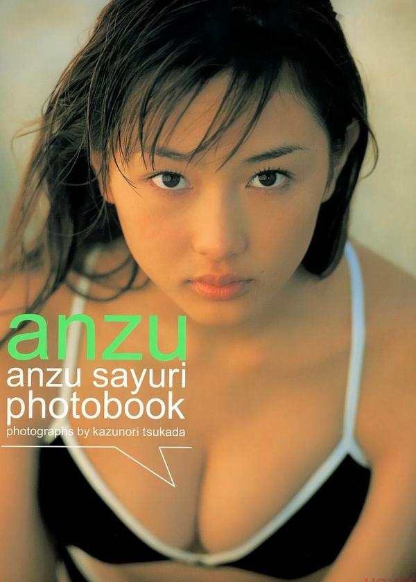杏さゆり 杏小百合  PB写真集_杏小百合（杏さゆり）《anzu》精选沙滩比基尼写真，演绎夏日清纯与性感风情第1张图片