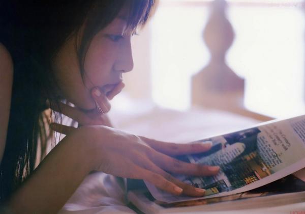 杏さゆり 杏小百合  PB写真集_杏小百合（杏さゆり）《anzu》精选沙滩比基尼写真，演绎夏日清纯与性感风情第17张图片
