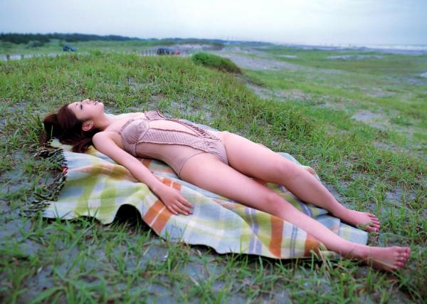 小倉優子 小仓优子  日本女神小仓优子绝版写真集《小仓优子のおいしいいただき方》：甜美气质与前卫艺术风格，展现百变诱惑瞬间 [146P]第145张图片