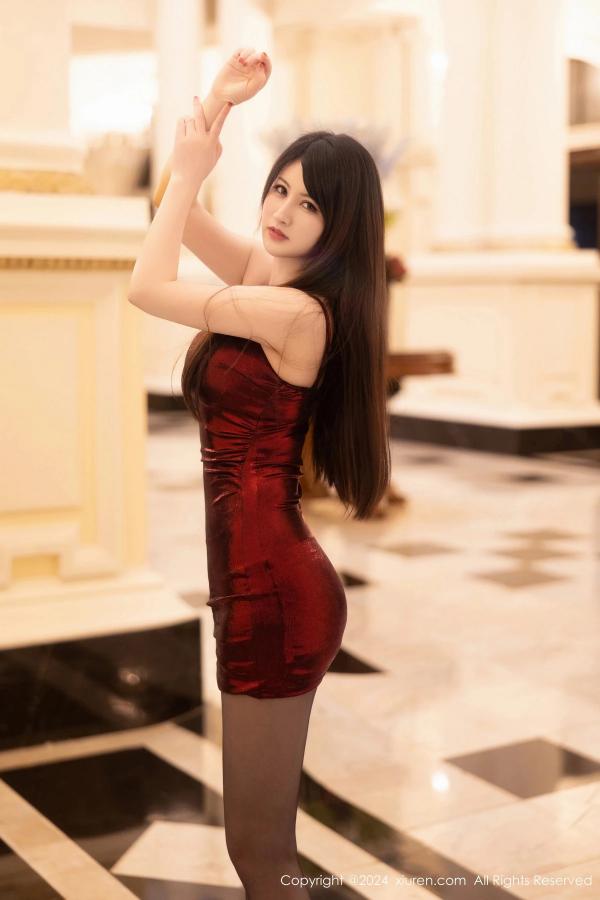 陈诗诗 诗诗  [XiuRen]高清写真图 2024.05.20 No.8569 诗诗kiki 黑丝美腿第3张图片