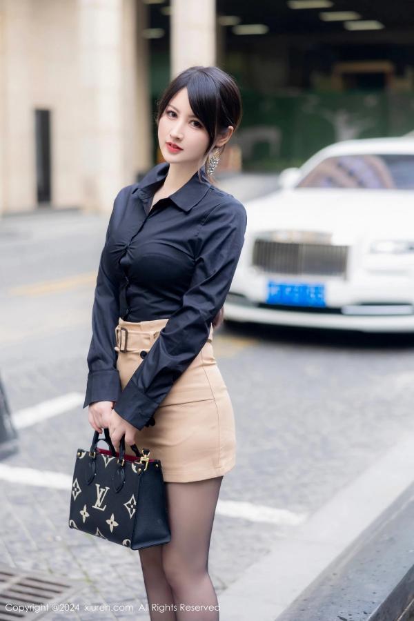 陈诗诗 诗诗  [XiuRen]高清写真图 2024.05.20 No.8569 诗诗kiki 黑丝美腿第8张图片