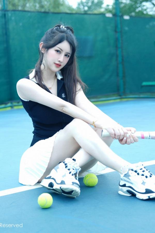 陈诗诗 诗诗  [XiuRen]高清写真图 2024.07.08 No.8821 诗诗kiki 性感美乳第2张图片