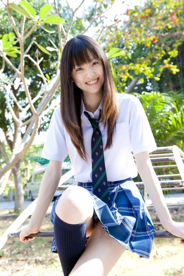 船岡咲 船冈咲  船冈咲写真集：清纯校服与湿身泳池，演绎毕业季的梦幻少女清新诱惑，纯欲气质，甜美治愈，Angel Kiss系列原版珍藏第49张图片