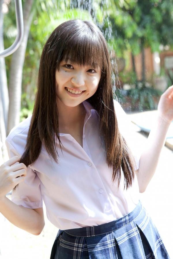 船岡咲 船冈咲  船冈咲写真集：清纯校服与湿身泳池，演绎毕业季的梦幻少女清新诱惑，纯欲气质，甜美治愈，Angel Kiss系列原版珍藏第57张图片