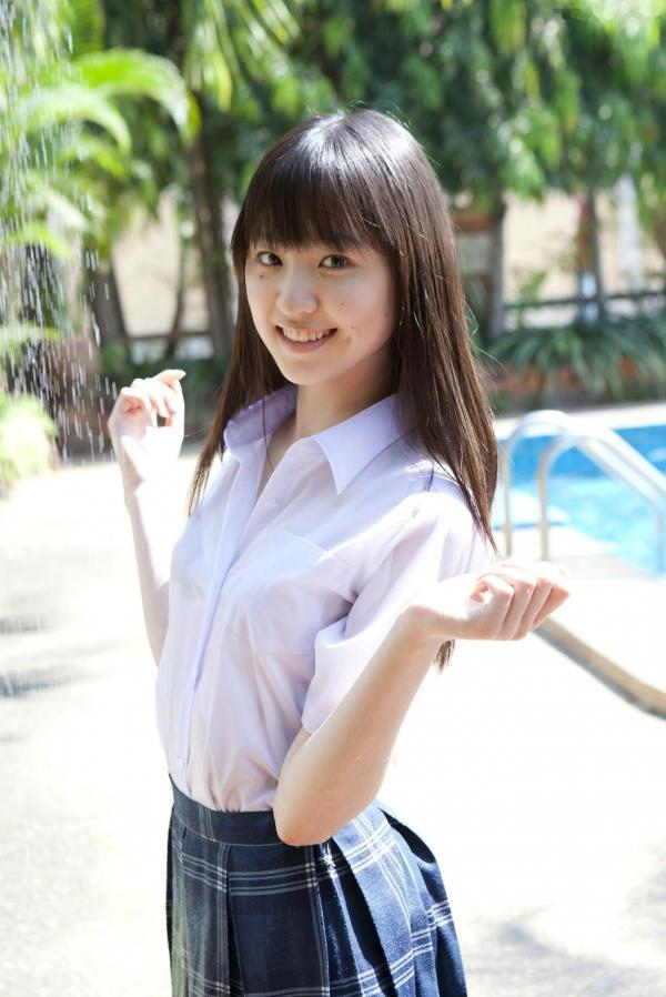 船岡咲 船冈咲  船冈咲写真集：清纯校服与湿身泳池，演绎毕业季的梦幻少女清新诱惑，纯欲气质，甜美治愈，Angel Kiss系列原版珍藏第59张图片