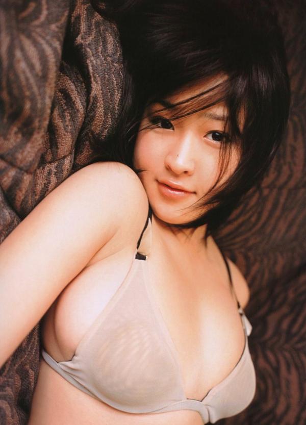 島本里沙 岛本里沙  岛本里沙写真集《オトナのカラダ》：海滩泳装与清纯校服诱惑，童颜巨乳私房精选 [83P]第61张图片