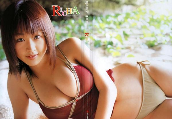 島本里沙 岛本里沙  島本里沙《Richa》高清写真集 - 泳池戏水与甜美比基尼家居装辑第13张图片