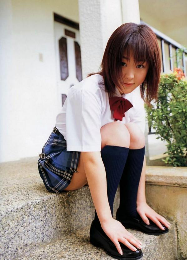 島本里沙 岛本里沙  島本里沙《Richa》高清写真集 - 泳池戏水与甜美比基尼家居装辑第48张图片
