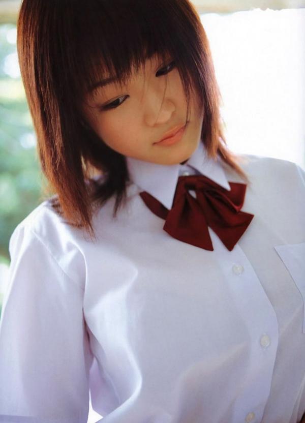 島本里沙 岛本里沙  島本里沙《Richa》高清写真集 - 泳池戏水与甜美比基尼家居装辑第49张图片