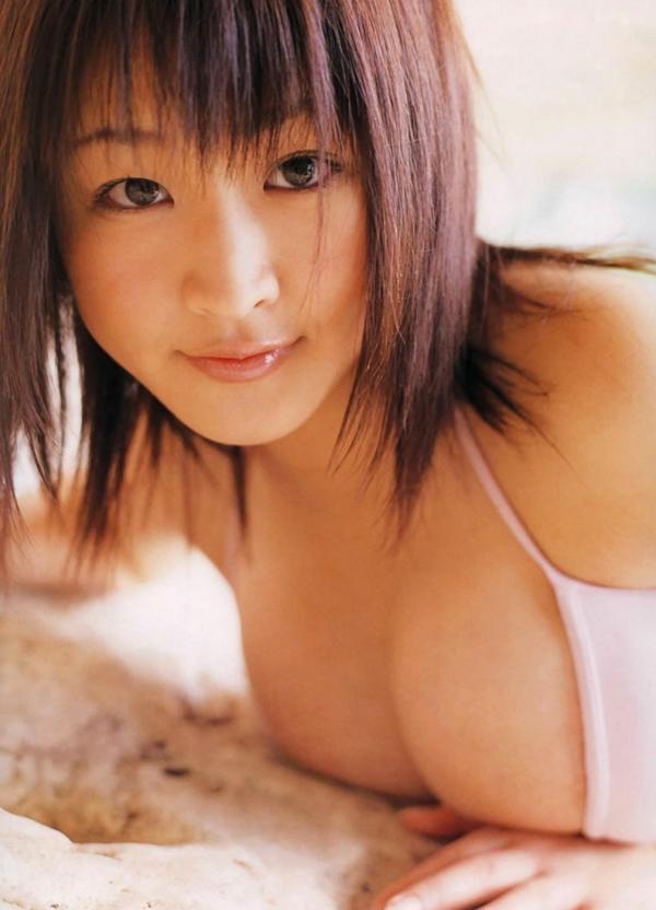 島本里沙 岛本里沙  島本里沙《Richa》高清写真集 - 泳池戏水与甜美比基尼家居装辑第55张图片