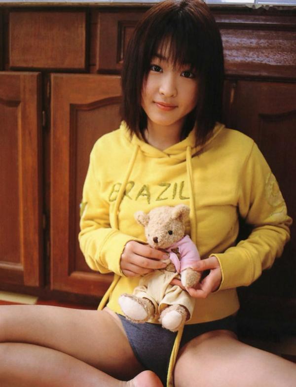 島本里沙 岛本里沙  島本里沙《Richa》高清写真集 - 泳池戏水与甜美比基尼家居装辑第62张图片