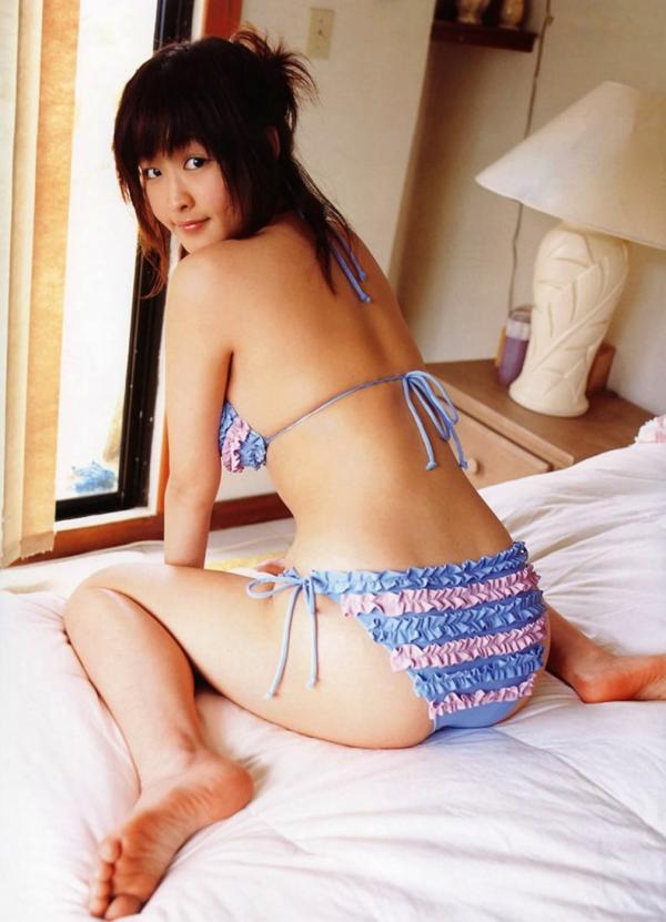 島本里沙 岛本里沙  島本里沙《Richa》高清写真集 - 泳池戏水与甜美比基尼家居装辑第77张图片