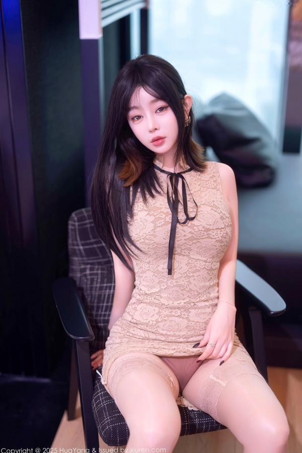 王语纯 王雨纯  HuaYang花漾-632-王雨纯：私房诱惑大尺度写真，精致内衣配丝袜，性感女神撩人身姿尽显第3张图片
