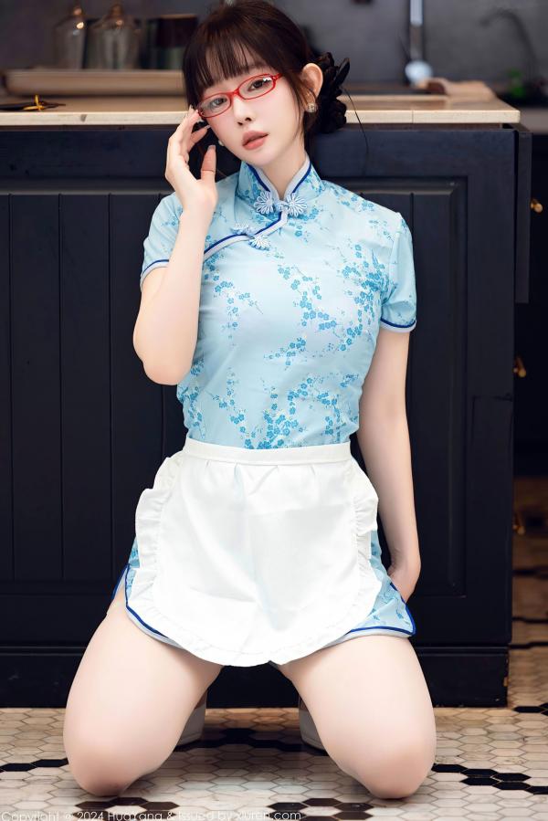 王语纯 王雨纯  HuaYang花漾-593-王雨纯：唯美私房摄影，脱下湖蓝印花旗袍，蕾丝粉色内衣诱惑，展现绝美曲线与极致身材第8张图片