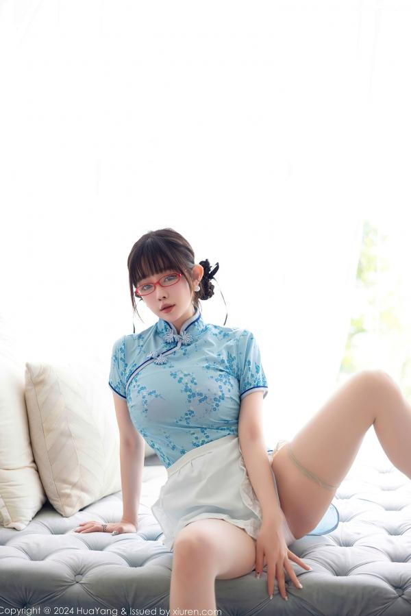 王语纯 王雨纯  HuaYang花漾-593-王雨纯：唯美私房摄影，脱下湖蓝印花旗袍，蕾丝粉色内衣诱惑，展现绝美曲线与极致身材第11张图片