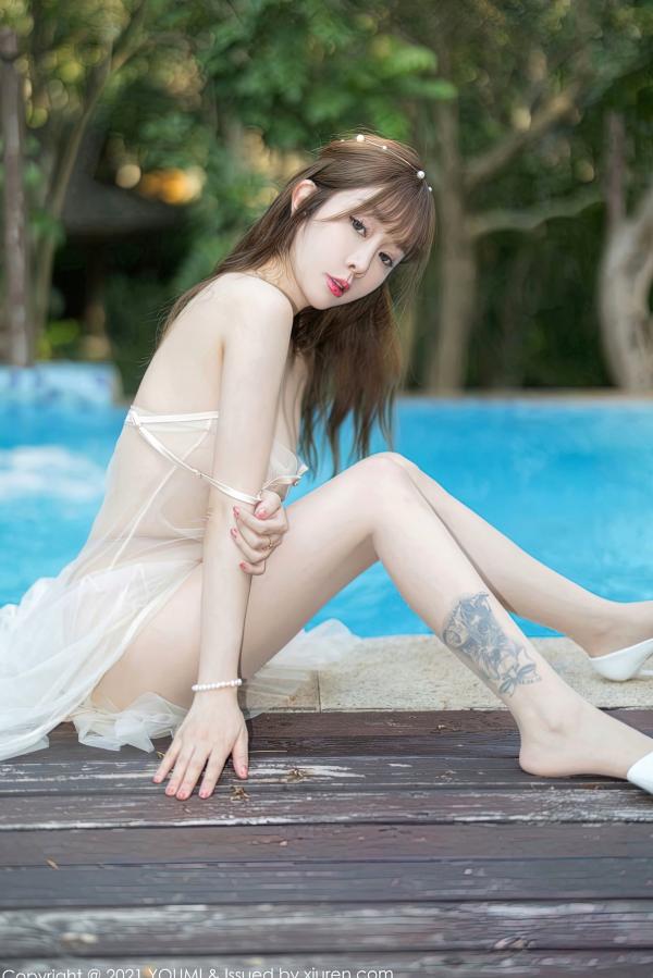 王语纯 王雨纯  YouMi尤蜜荟-672-王雨纯-西双版纳泳池旅拍-薄透纱裙丝袜性感女神高清写真第8张图片