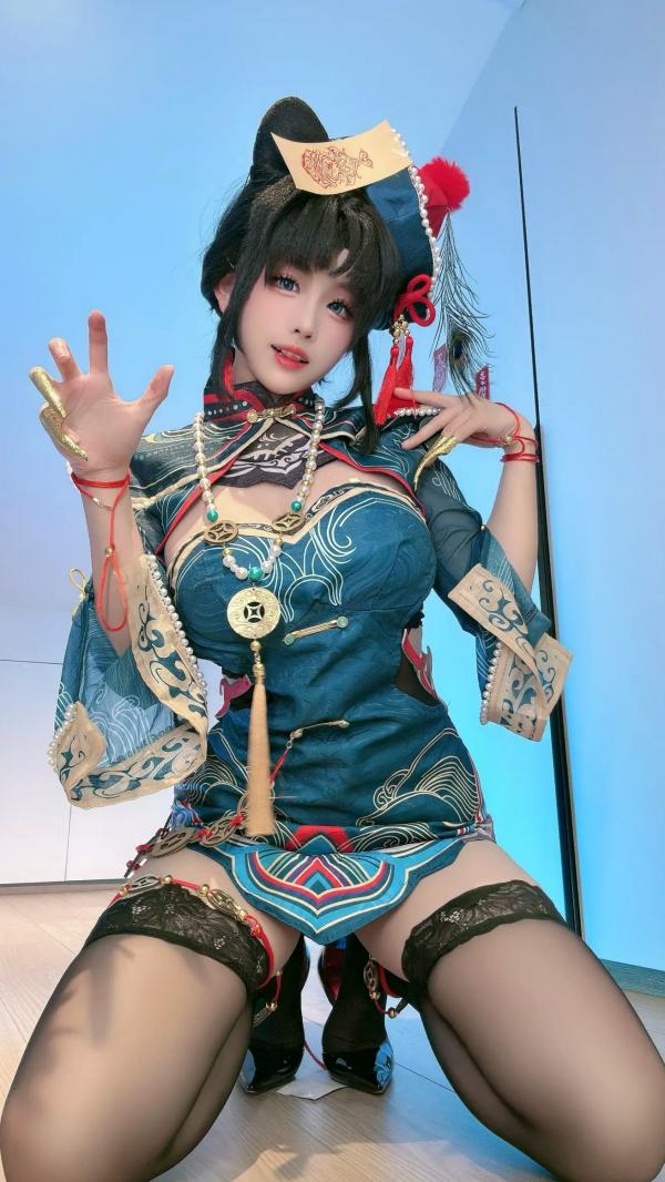 朱小野 朱烨juet  miko酱ww - 性感私房、暗黑角色扮演与优雅长裙写真合集 2025.04 [158P]第92张图片