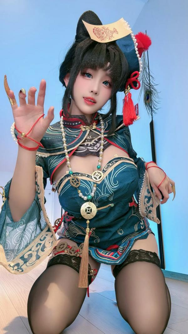 朱小野 朱烨juet  miko酱ww - 性感私房、暗黑角色扮演与优雅长裙写真合集 2025.04 [158P]第93张图片