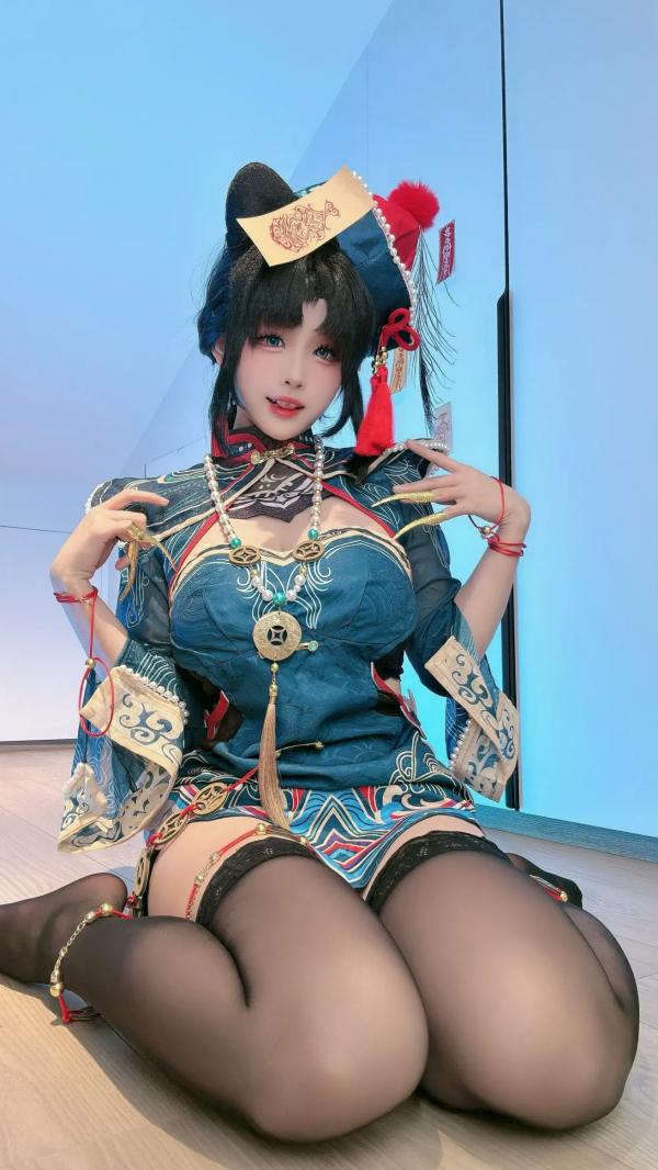 朱小野 朱烨juet  miko酱ww - 性感私房、暗黑角色扮演与优雅长裙写真合集 2025.04 [158P]第95张图片