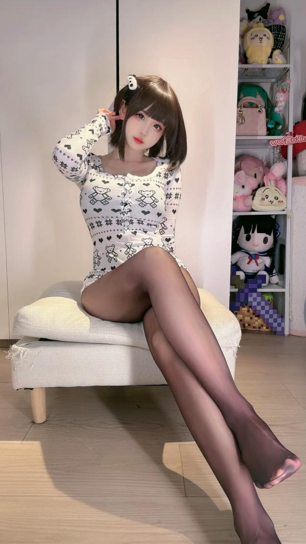 朱小野 朱烨juet  miko酱ww - 性感私房、暗黑角色扮演与优雅长裙写真合集 2025.04 [158P]第112张图片