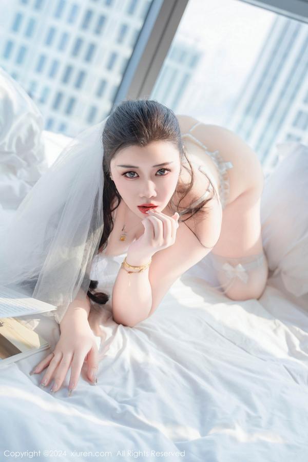 王格 王婉悠 [XiuRen]高清写真图 2024.07.10 No.8837 王婉悠Queen 妩媚丰腴第34张图片