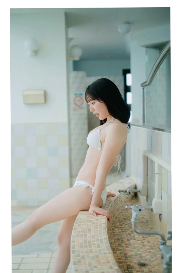 豊田萌絵 丰田萌绘 豊田萌絵 - Day by Day 日系清新家居与泳池比基尼写真 [125P]第20张图片