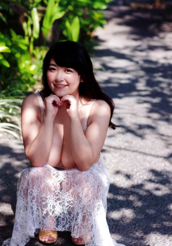 柳瀬早紀 柳濑早纪  PB写真集_柳瀬早紀《Blessing》 全套精选：阳光下的泳池比基尼与慵懒家居私房，极致肉感诱惑大秀傲人曲线[111P]第29张图片