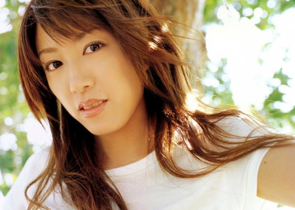 里田まい 里田舞  里田舞《My Life》高清写真集，户外清纯比基尼与唯美光影私房照，展现极致动人魅力系列第34张图片